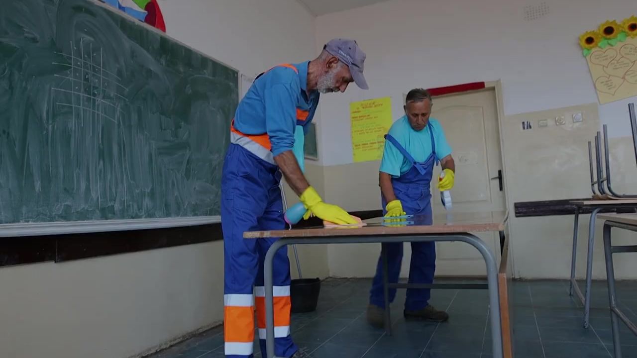 cleaning classroom table